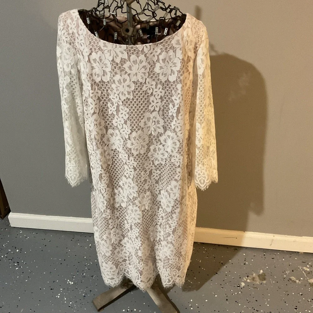 Jessica Howard Lace Dress ‎ Size 16.   k47